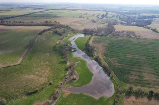 Ariel view of the Evenlode project area. Showing the river cutting in an s-shape through green landscape.